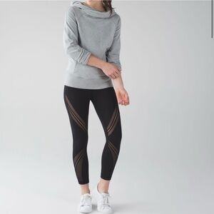 Lululemon leggings with mesh details across the thighs and shins Size 6